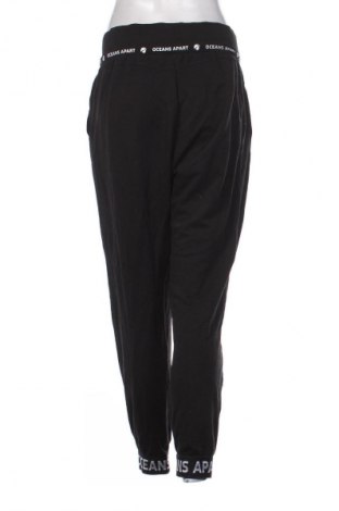 Pantaloni trening de femei Oceans Apart, Mărime M, Culoare Negru, Preț 99,99 Lei