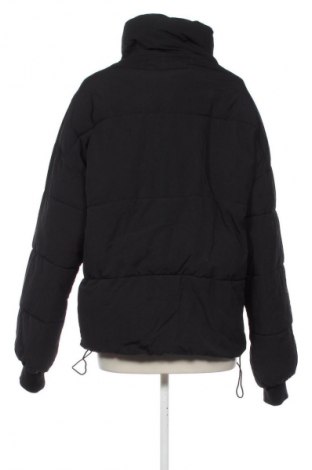 Дамско яке Bershka, Размер S, Цвят Черен, Цена 12,27 €