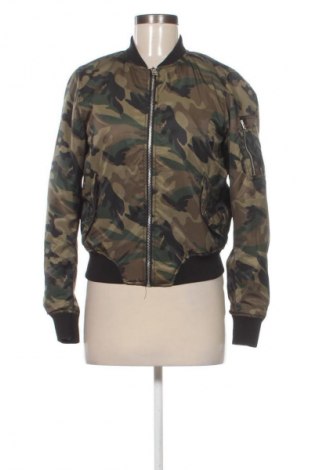 Geacă de femei Pull&Bear, Mărime M, Culoare Multicolor, Preț 42,99 Lei