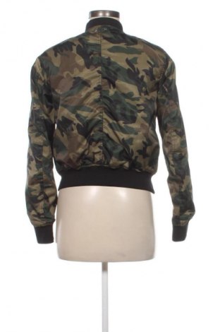 Geacă de femei Pull&Bear, Mărime M, Culoare Multicolor, Preț 42,99 Lei