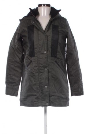 Damenjacke RVCA, Größe XS, Farbe Grün, Preis € 72,99