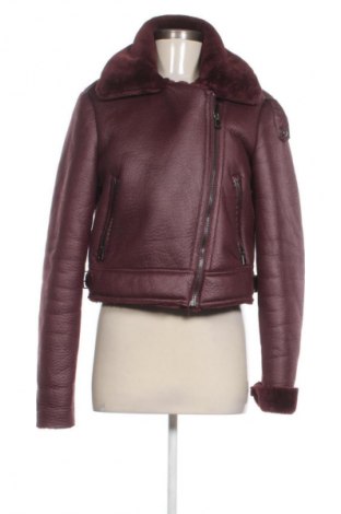 Dámská bunda  Stradivarius, Velikost M, Barva Červená, Cena  706,00 Kč