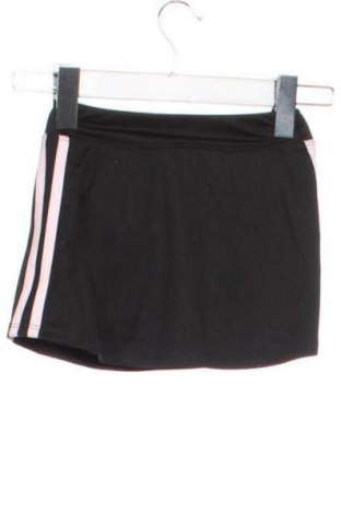 Kinderrock Adidas, Größe 3-4y/ 104-110 cm, Farbe Schwarz, Preis 41,99 €