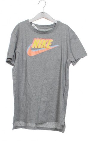 Dziecięcy T-shirt Nike, Rozmiar 12-13y/ 158-164 cm, Kolor Szary, Cena 50,99 zł