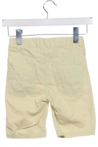 Детски къс панталон H&M, Размер 5-6y/ 116-122 см, Цвят Жълт, Цена 7,00 €