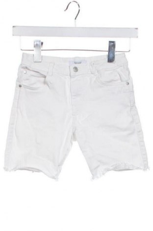 Детски къс панталон Reserved, Размер 7-8y/ 128-134 см, Цвят Бял, Цена 6,64 €