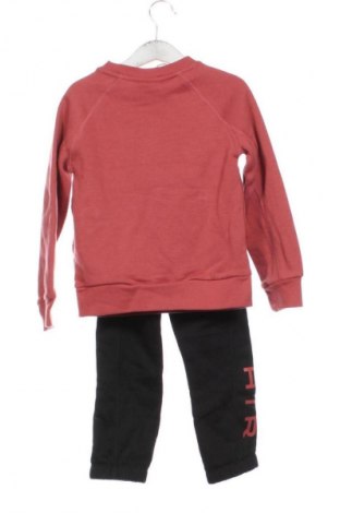 Παιδικό αθλητικό σύνολο Nike, Μέγεθος 2-3m/ 56-62 εκ., Χρώμα Πολύχρωμο, Τιμή 29,99 €