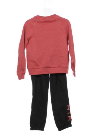 Детски спортен екип Nike, Размер 6-7y/ 122-128 см, Цвят Многоцветен, Цена 42,94 €
