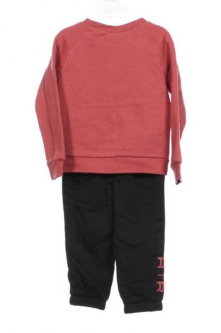 Детски спортен екип Nike, Размер 2-3y/ 98-104 см, Цвят Многоцветен, Цена 42,94 €