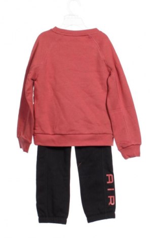 Set trening se copii Nike, Mărime 5-6y/ 116-122 cm, Culoare Multicolor, Preț 260,99 Lei