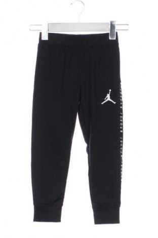 Παιδική κάτω φόρμα Air Jordan Nike, Μέγεθος 4-5y/ 110-116 εκ., Χρώμα Μαύρο, Τιμή 41,99 €
