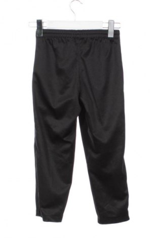 Pantaloni de trening, pentru copii Joma, Mărime 5-6y/ 116-122 cm, Culoare Negru, Preț 51,99 Lei