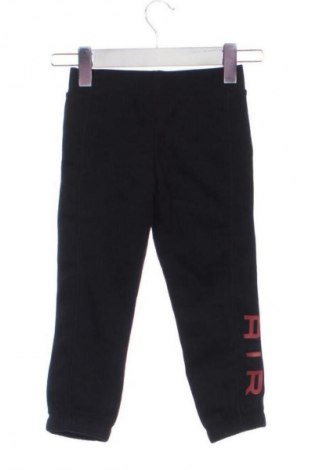 Детско спортно долнище Nike, Размер 2-3y/ 98-104 см, Цвят Черен, Цена 39,88 €