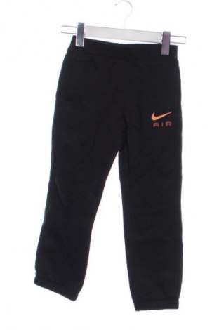 Dětské tepláky Nike, Velikost 5-6y/ 116-122 cm, Barva Černá, Cena  939,00 Kč