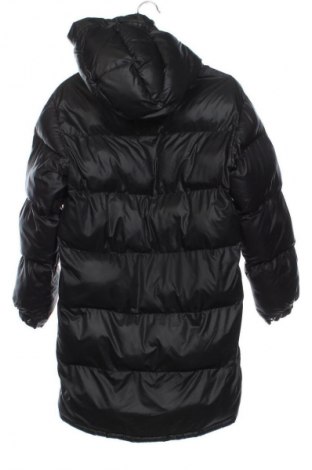 Dziecięca kurtka Nike, Rozmiar 11-12y/ 152-158 cm, Kolor Czarny, Cena 359,02 zł