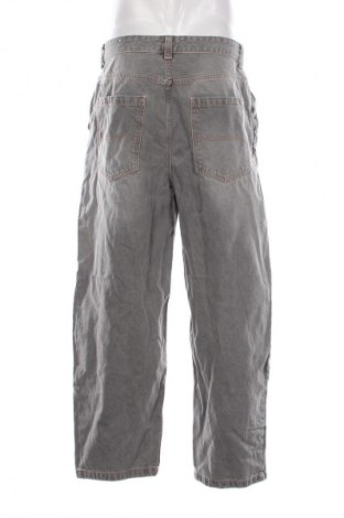 Мъжки дънки Bershka, Размер S, Цвят Сив, Цена 26,07 €