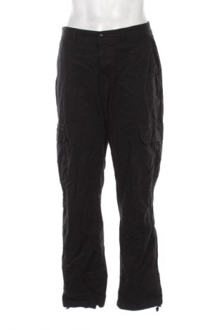 Мъжки джинси Bershka, Размер XL, Цвят Черен, Цена 8,18 €