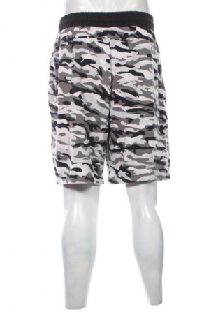 Мъжки къс панталон PUMA, Размер L, Цвят Многоцветен, Цена 21,00 €