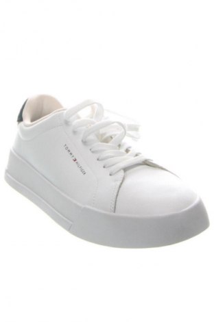 Férfi cipők
 Tommy Hilfiger, Méret 42, Szín Fehér, Ár 40 179 Ft