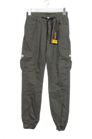 Мъжки панталон One Redox, Размер S, Цвят Зелен, Цена 23,00 €