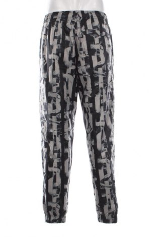 Męskie spodnie sportowe Nike, Rozmiar S, Kolor Kolorowy, Cena 290,99 zł