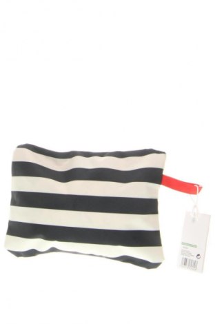 Νεσεσέρ Unbranded, Χρώμα Πολύχρωμο, Τιμή 11,99 €