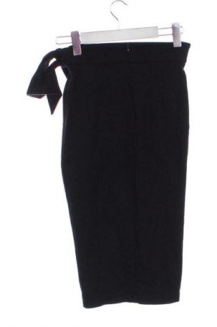 Szoknya Amisu, Méret XS, Szín Fekete, Ár 3 139 Ft