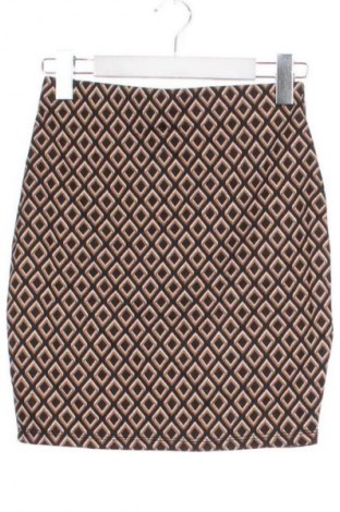 Пола Amisu, Размер XS, Цвят Многоцветен, Цена 5,11 €