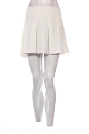 Пола Bershka, Размер L, Цвят Бял, Цена 15,86 €