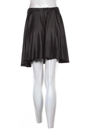 Пола Boohoo, Размер XL, Цвят Черен, Цена 10,00 €