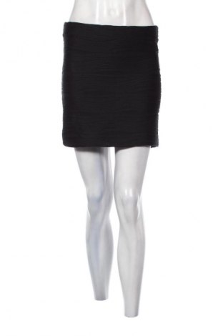 Пола Colloseum, Размер L, Цвят Черен, Цена 3,57 €