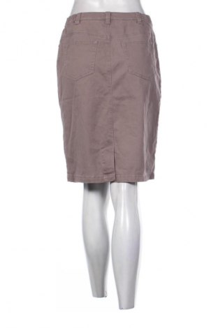 Szoknya Damart, Méret M, Szín Barna, Ár 4 010 Ft