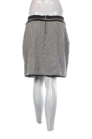 Пола Esprit, Размер M, Цвят Многоцветен, Цена 9,20 €