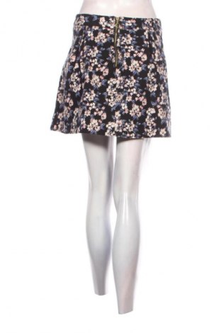 Пола Fb Sister, Размер M, Цвят Многоцветен, Цена 10,00 €