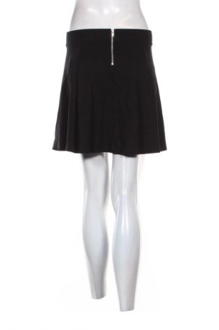 Пола H&M, Размер S, Цвят Черен, Цена 10,00 €