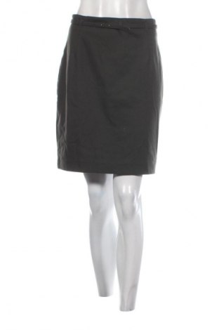 Пола H&M, Размер M, Цвят Зелен, Цена 4,60 €