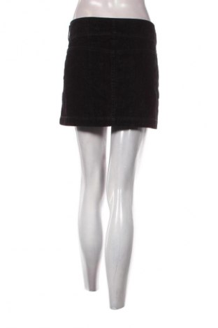 Пола H&M Divided, Размер L, Цвят Черен, Цена 6,13 €