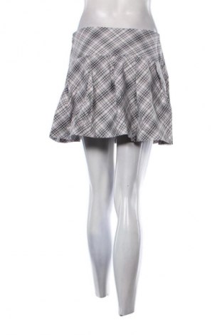 Пола H&M Divided, Размер M, Цвят Многоцветен, Цена 4,09 €