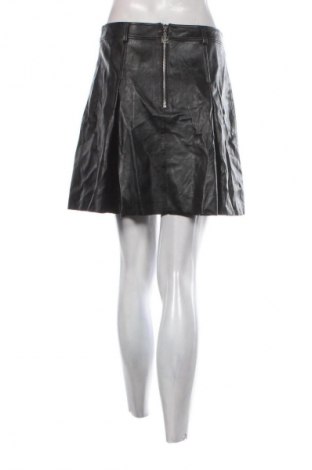 Пола Hugo Boss, Размер M, Цвят Черен, Цена 31,18 €