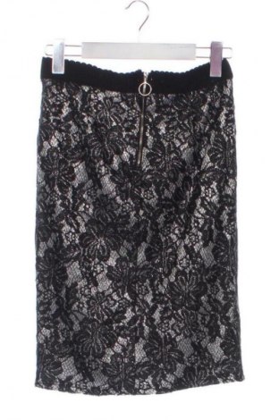 Пола Janina, Размер XS, Цвят Многоцветен, Цена 3,57 €