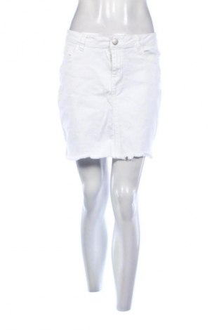 Szoknya Janina, Méret M, Szín Fehér, Ár 4 533 Ft