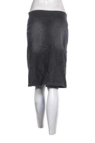 Пола Naf Naf, Размер M, Цвят Черен, Цена 8,18 €