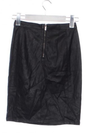 Пола ONLY, Размер XXS, Цвят Черен, Цена 4,60 €