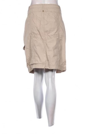 Пола Paprika, Размер M, Цвят Бежов, Цена 21,00 €