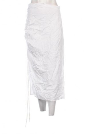 Пола Reserved, Размер S, Цвят Бял, Цена 12,27 €