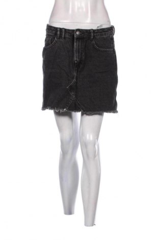 Szoknya Sinsay, Méret M, Szín Fekete, Ár 6 198 Ft