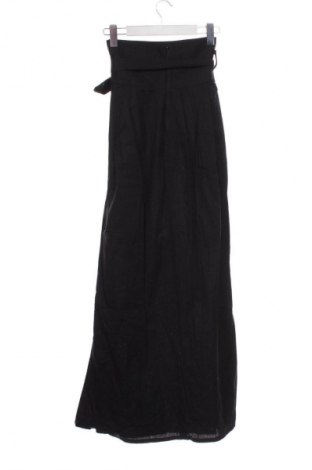 Пола Unbranded, Размер XS, Цвят Черен, Цена 12,00 €