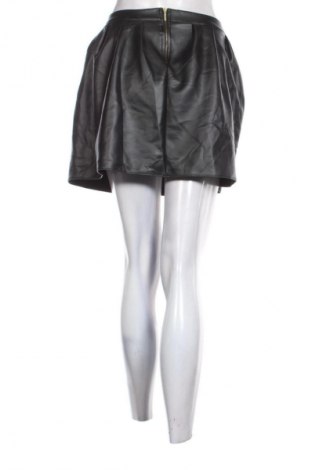 Пола Unbranded, Размер S, Цвят Черен, Цена 4,60 €