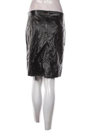 Пола Unbranded, Размер M, Цвят Черен, Цена 4,60 €