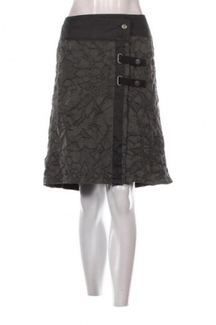 Пола Carla Du Nord, Размер L, Цвят Многоцветен, Цена 10,00 €